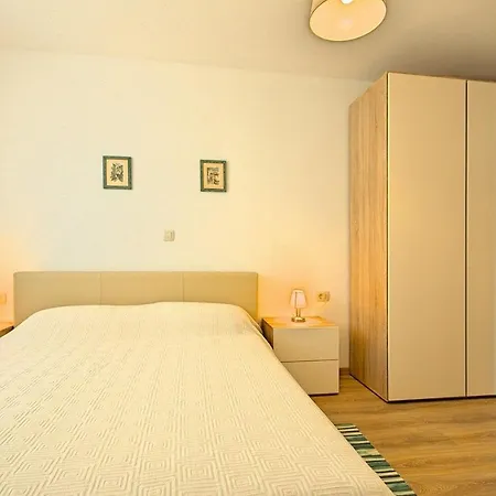 Kalina Vikendica Zagorje